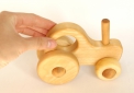 машинка трактор - деревнянная игрушка