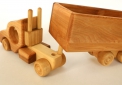 машинка трейлер - деревнянная игрушка